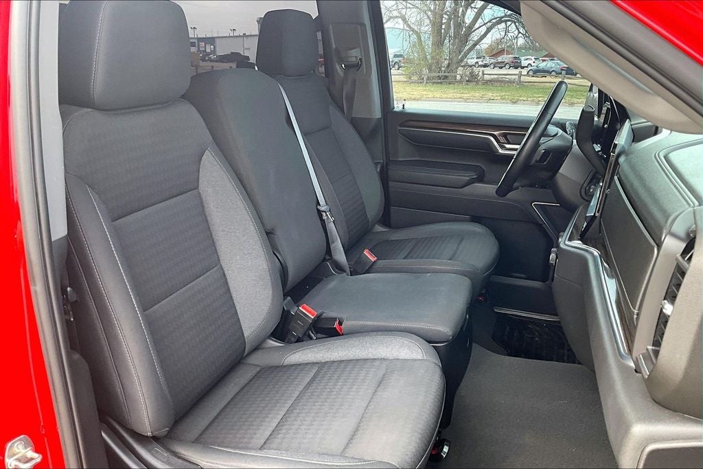 2023 Chevrolet Silverado LT