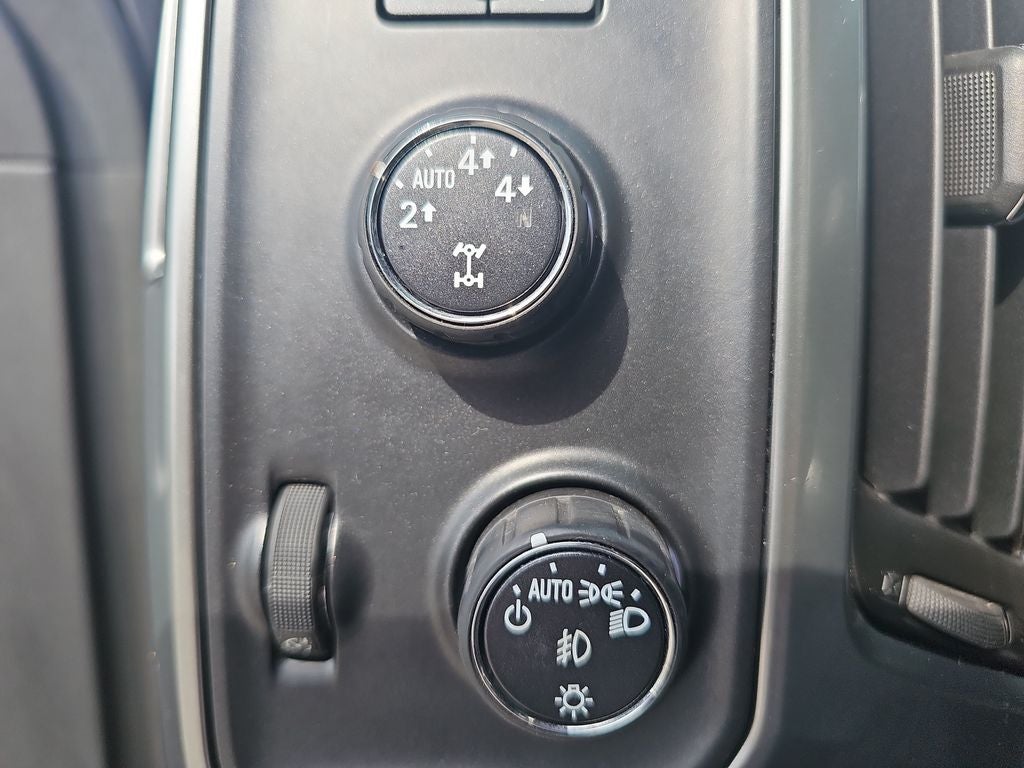 2016 Chevrolet Silverado LTZ 1LZ