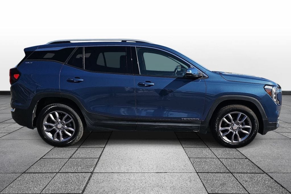 2024 GMC Terrain SLT