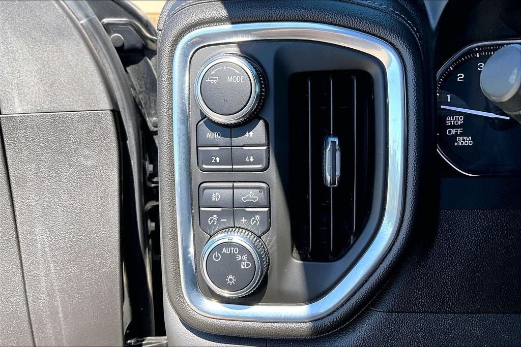 2021 GMC Sierra Elevation