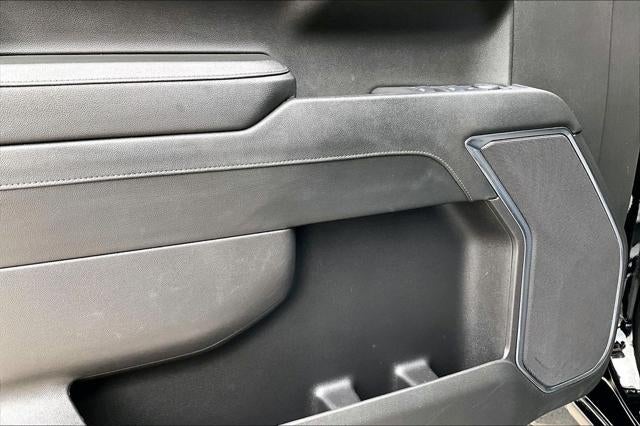 2024 GMC Sierra Elevation