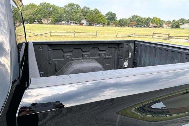 2024 GMC Sierra Elevation