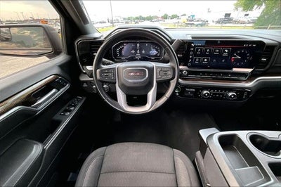 2024 GMC Sierra Elevation