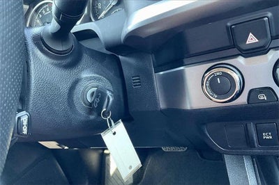 2022 Toyota Tacoma SR5 V6