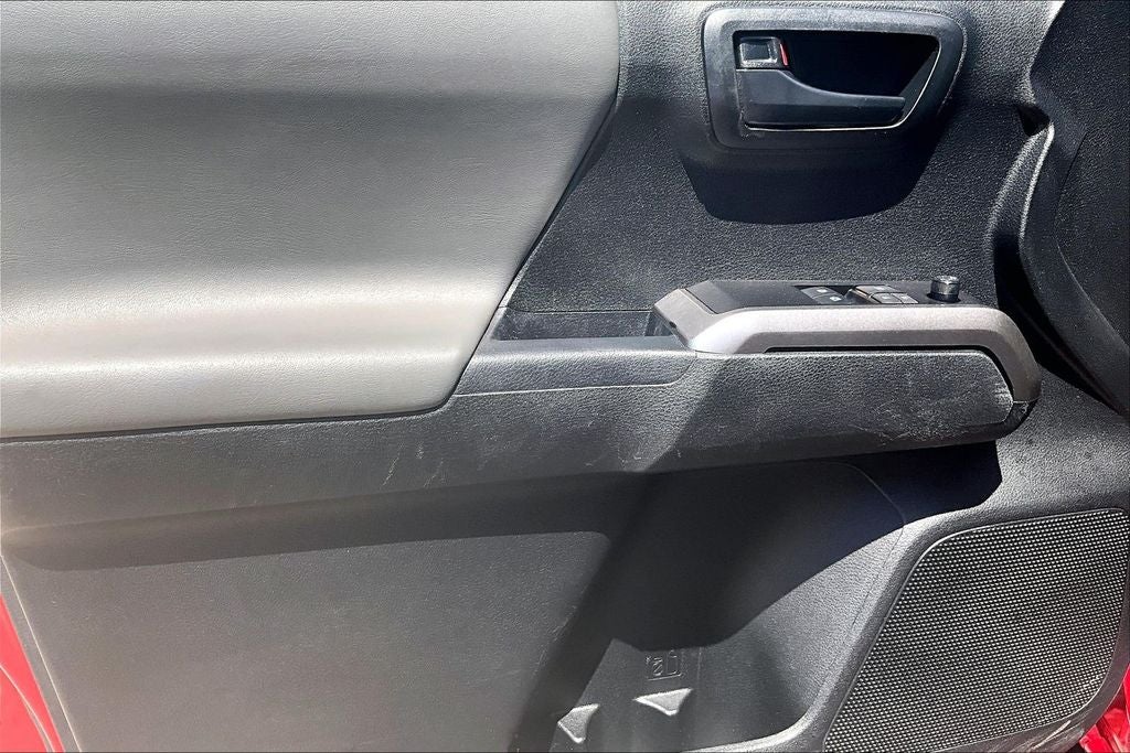 2023 Toyota TACOMA SR5 SR5 V6