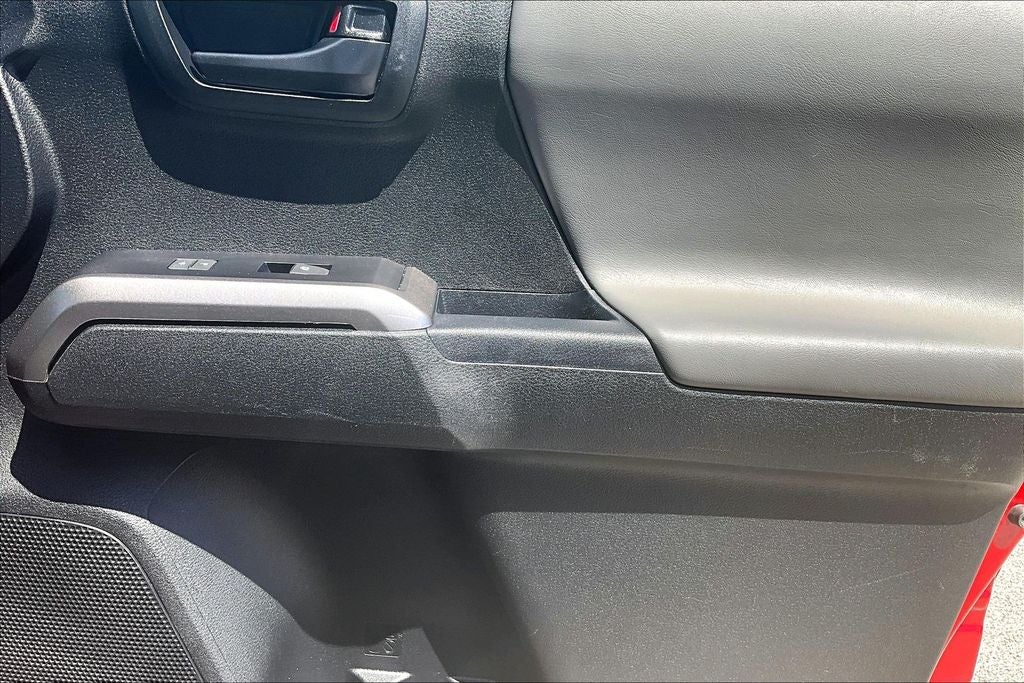 2023 Toyota TACOMA SR5 SR5 V6