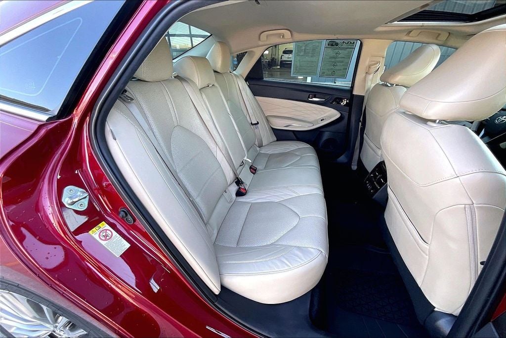 2019 Toyota AVALON Limited