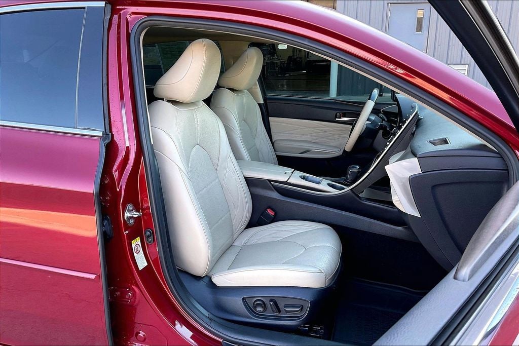2019 Toyota AVALON Limited