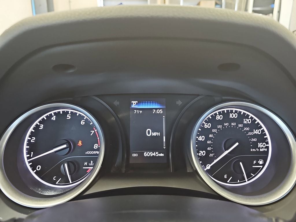 2023 Toyota CAMRY LE