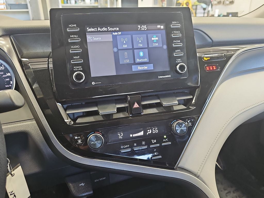 2023 Toyota CAMRY LE