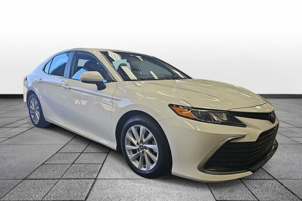 2023 Toyota CAMRY LE
