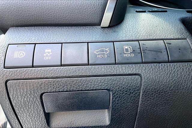 2021 Toyota Camry Hybrid LE