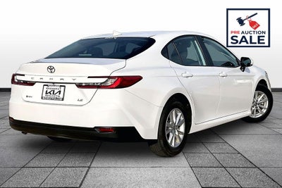 2025 Toyota CAMRY LE