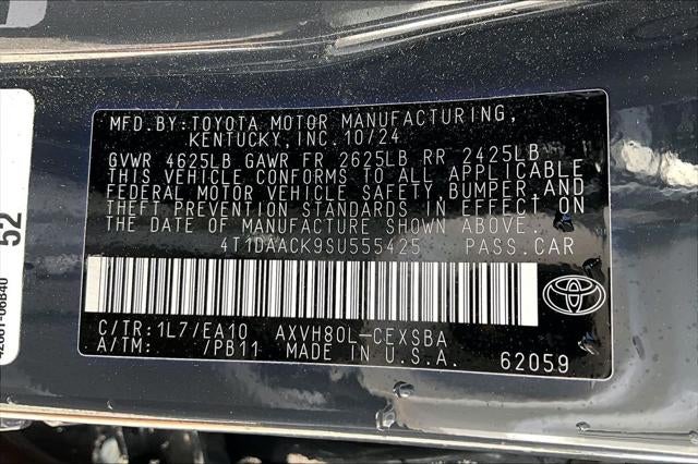 2025 Toyota CAMRY SE