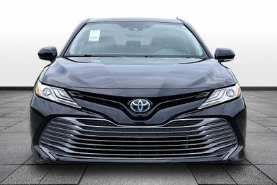 2020 Toyota Camry Hybrid XLE