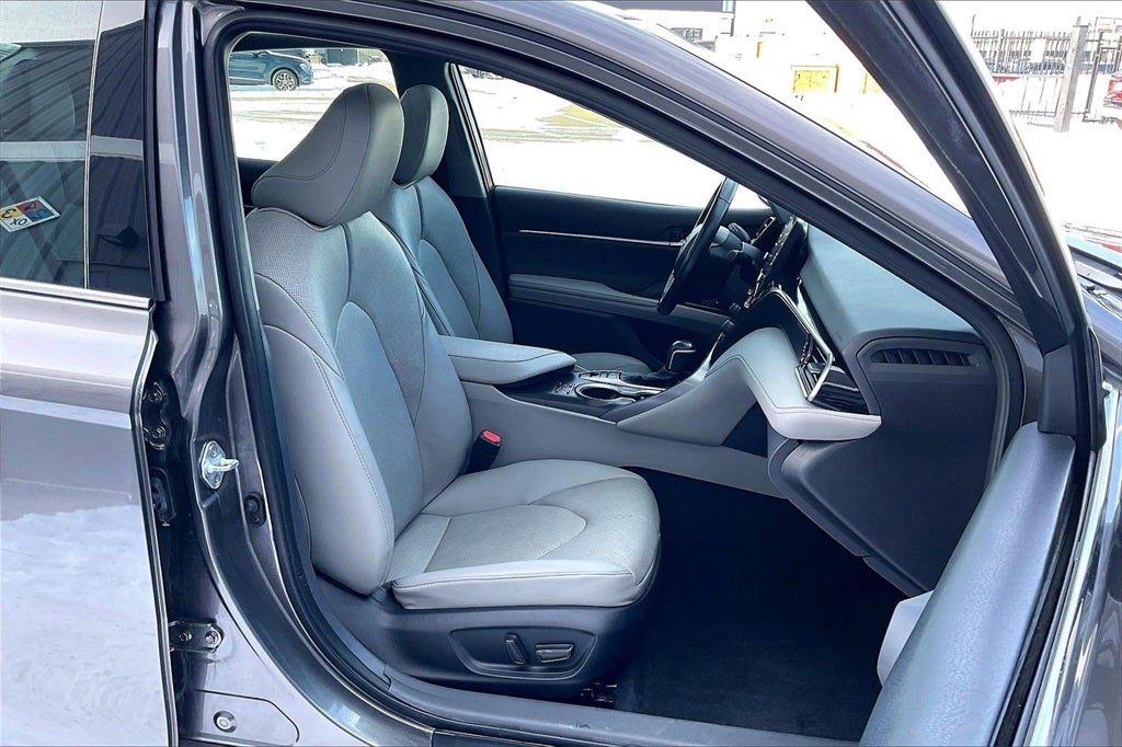 2023 Toyota CAMRY XLE