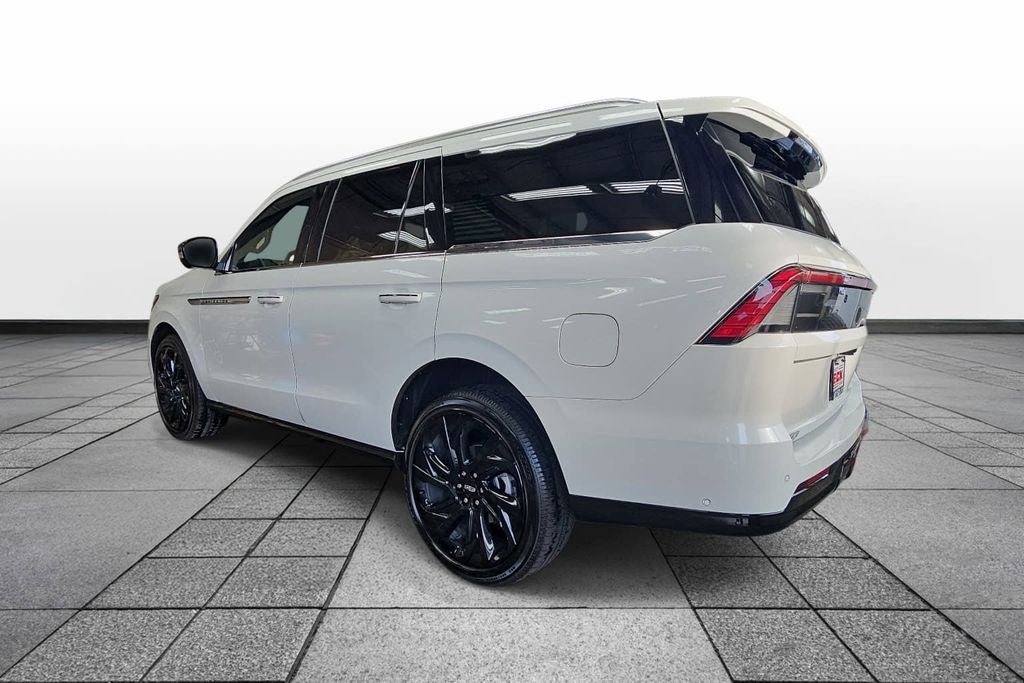 2025 Lincoln Navigator Reserve