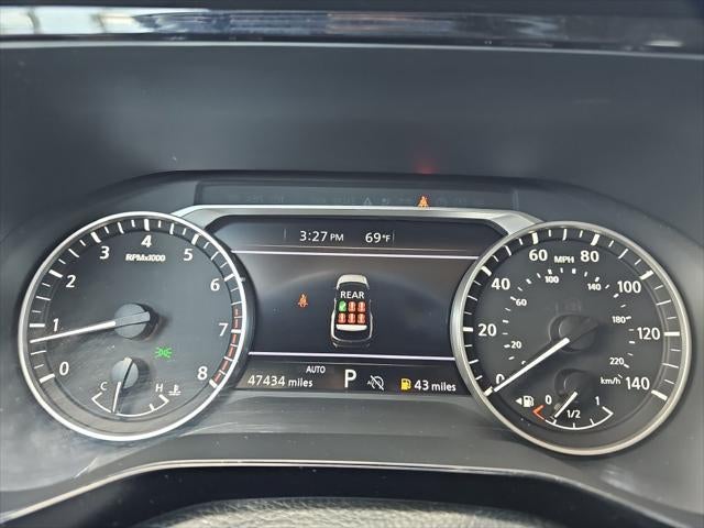 2025 Nissan Pathfinder SV