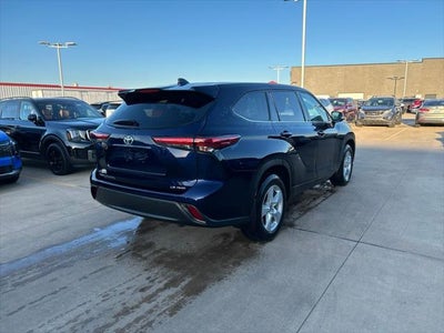 2021 Toyota HIGHLANDER LE