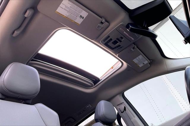 2022 Toyota SIENNA XLE XLE 8 Passenger