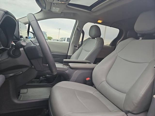 2021 Toyota Sienna XLE 7 Passenger