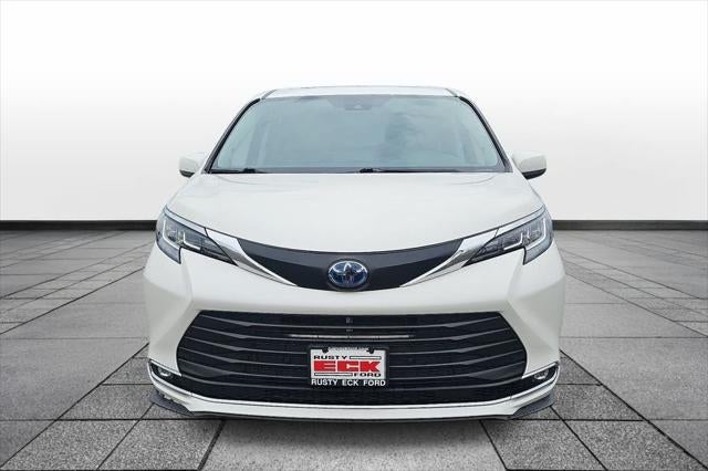 2021 Toyota Sienna XLE 7 Passenger