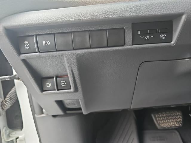 2021 Toyota Sienna XLE 7 Passenger