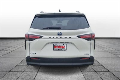 2021 Toyota Sienna XLE 7 Passenger