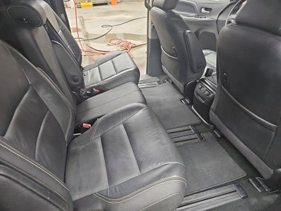 2018 Toyota SIENNA SE 3.5L SE 8 Passenger