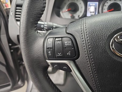 2018 Toyota SIENNA SE 3.5L SE 8 Passenger