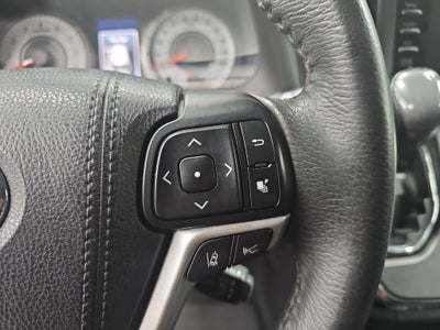 2018 Toyota SIENNA SE 3.5L SE 8 Passenger