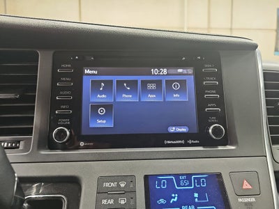 2018 Toyota SIENNA SE 3.5L SE 8 Passenger