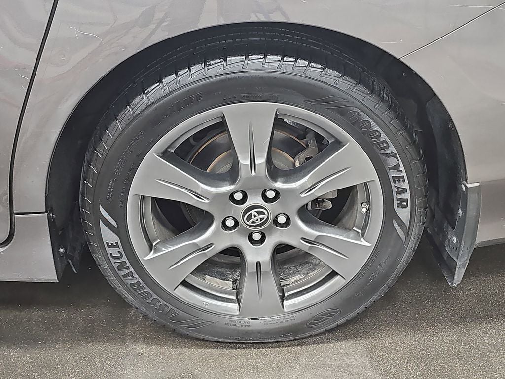 2018 Toyota SIENNA SE 3.5L SE 8 Passenger