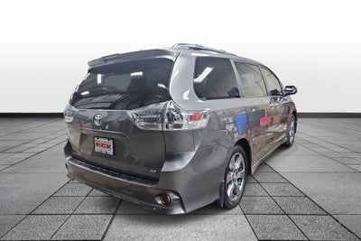 2018 Toyota SIENNA SE 3.5L SE 8 Passenger