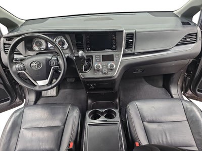 2018 Toyota SIENNA SE 3.5L SE 8 Passenger