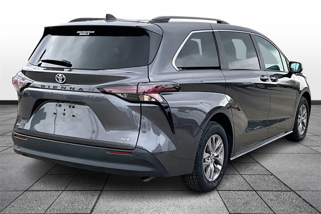 2025 Toyota SIENNA XLE XLE 7 Passenger