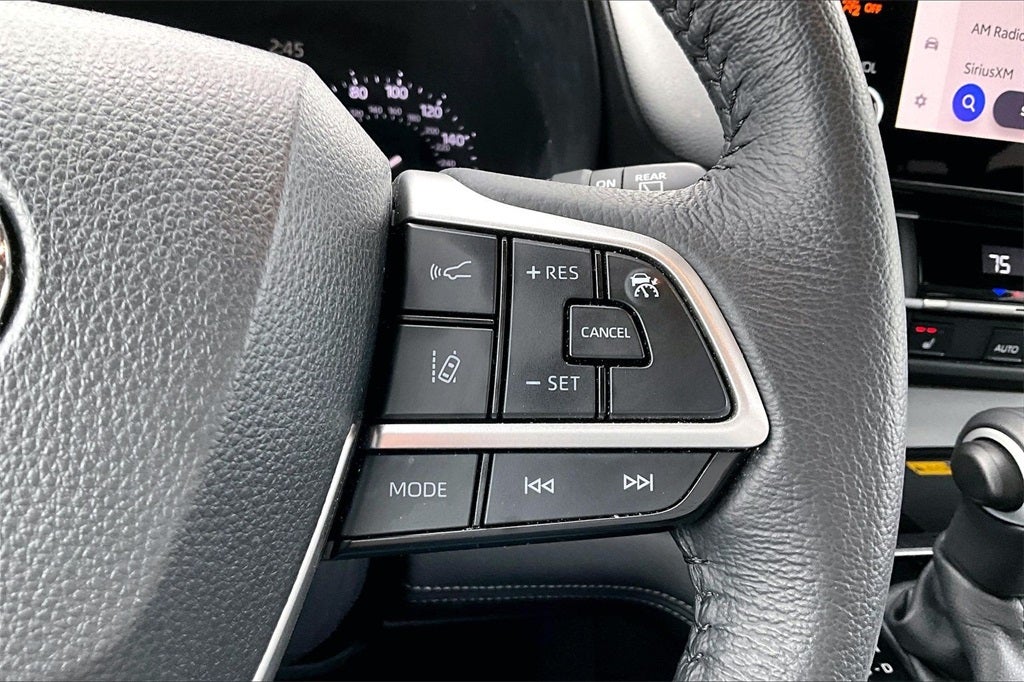 2025 Toyota SIENNA XLE XLE 7 Passenger