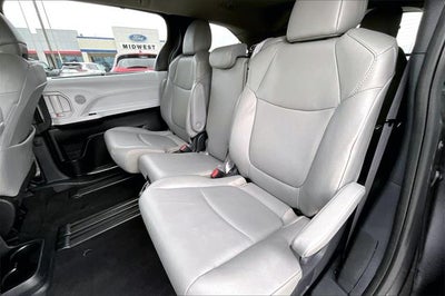 2025 Toyota SIENNA XLE XLE 7 Passenger