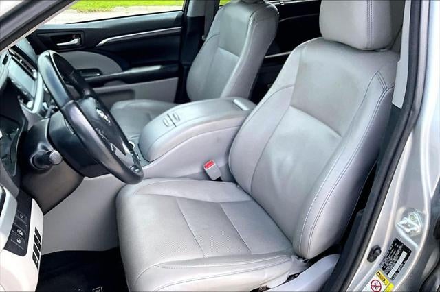 2017 Toyota Highlander Limited
