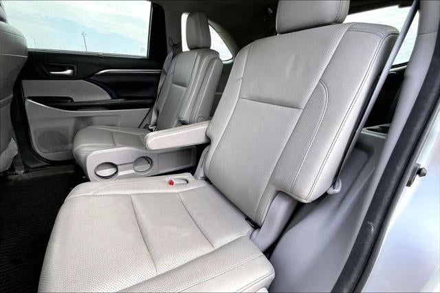 2017 Toyota Highlander Limited