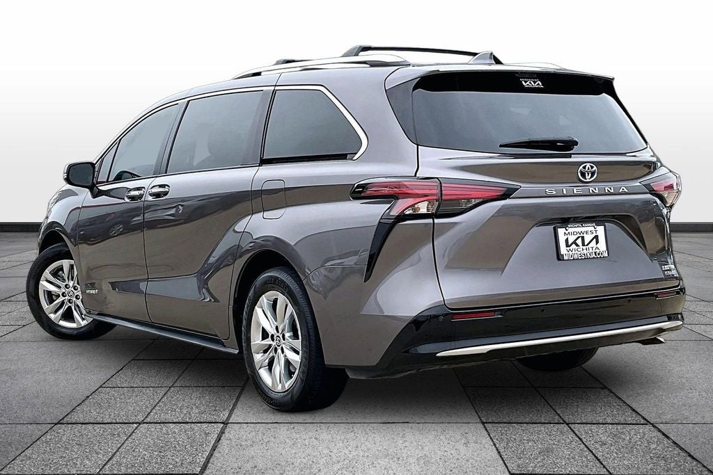 2021 Toyota SIENNA LIMITED Limited 7 Passenger