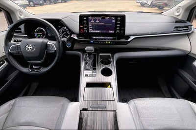 2021 Toyota SIENNA LIMITED Limited 7 Passenger