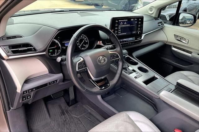 2021 Toyota SIENNA LIMITED Limited 7 Passenger