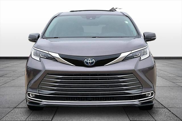 2021 Toyota SIENNA LIMITED Limited 7 Passenger