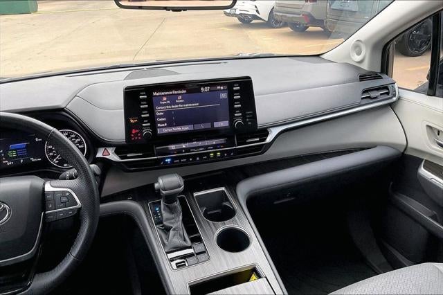 2021 Toyota SIENNA LIMITED Limited 7 Passenger