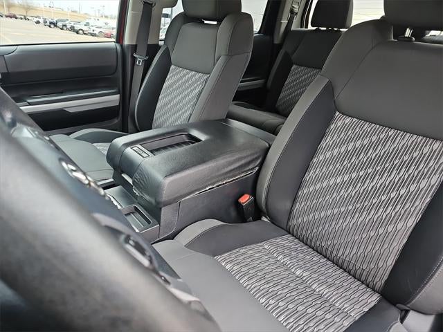 2019 Toyota TUNDRA 4X4 SR5