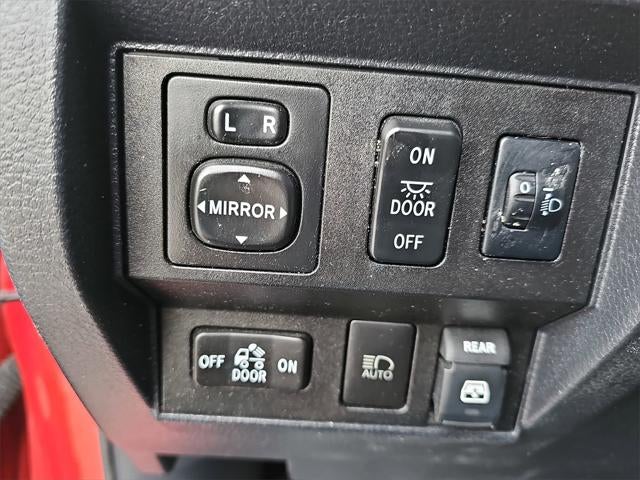 2019 Toyota TUNDRA 4X4 SR5