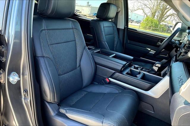 2024 Toyota TUNDRA 4X4 SR5