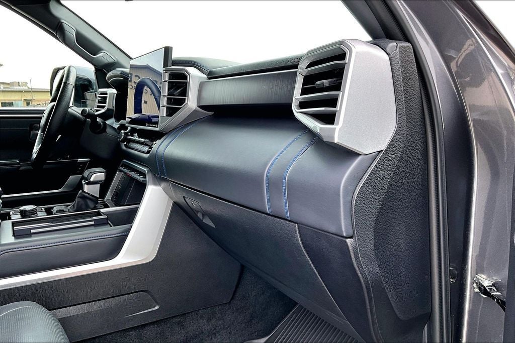 2022 Toyota TUNDRA HV 4X4 Platinum