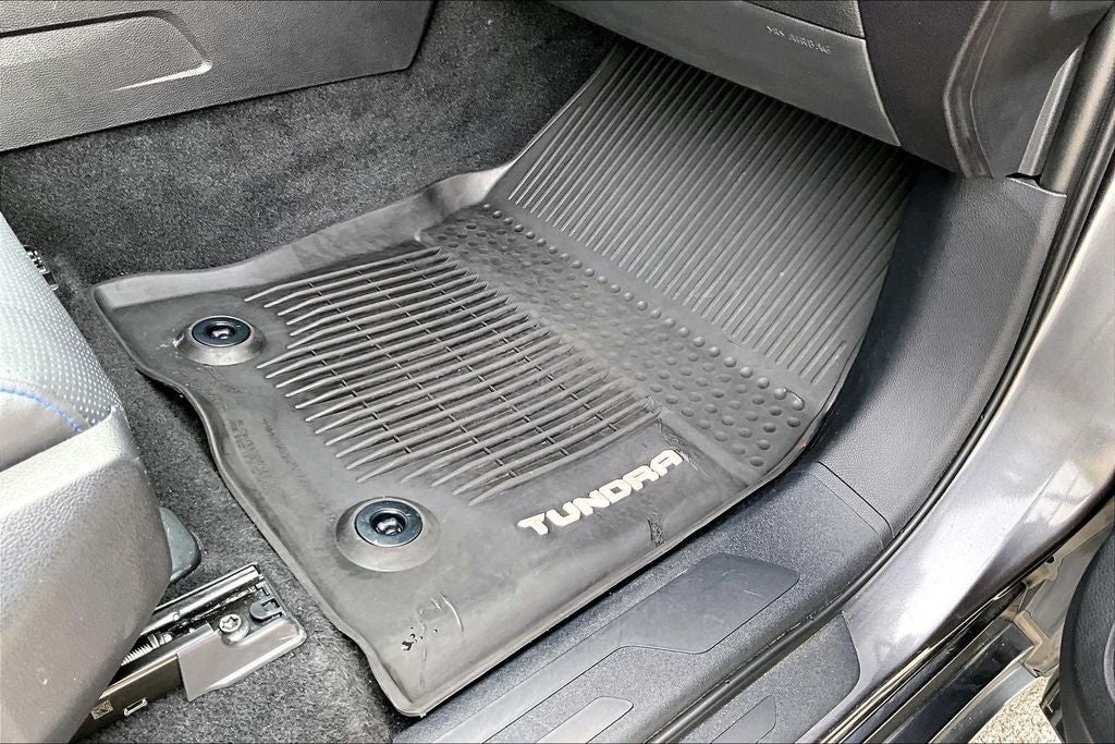 2022 Toyota TUNDRA HV 4X4 Platinum